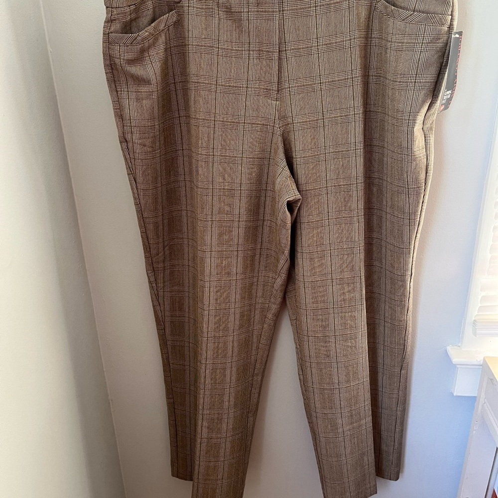 Avenue Brown and gray Plaid Trousers, tummy control straight leg, office teacher